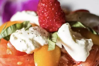 Fresh mozzarella, tomato and berries